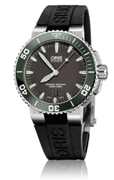 Oris Aquis Date