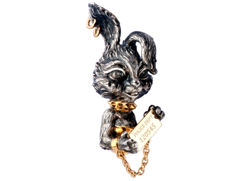 07necklace_ladyrabbit_1_x