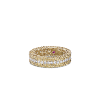 PRINCESS RING