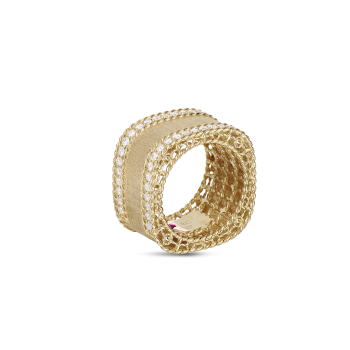 PRINCESS RING